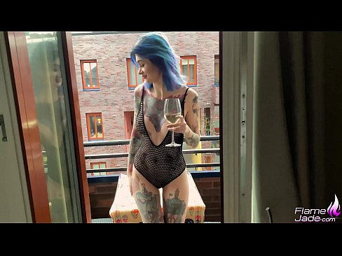 ❤️ Enorm meisje zuigt met een slok en neukt hartstochtelijk onder de open hemel ❤❌ Sex video at nl.assistentai.ru ❌